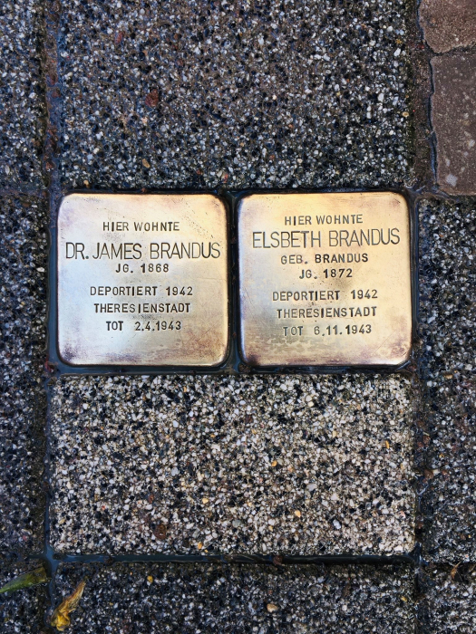 stolpersteine_2.jpg
